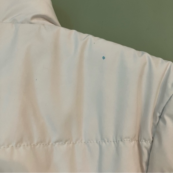 The North Face- Tamburello Jacket in TNF White. EUC. Has small flaw. Size XL. - Picture 11 of 15